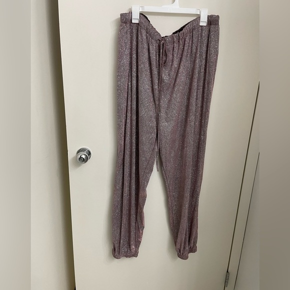 Sparkly jogger pants - Picture 1 of 6